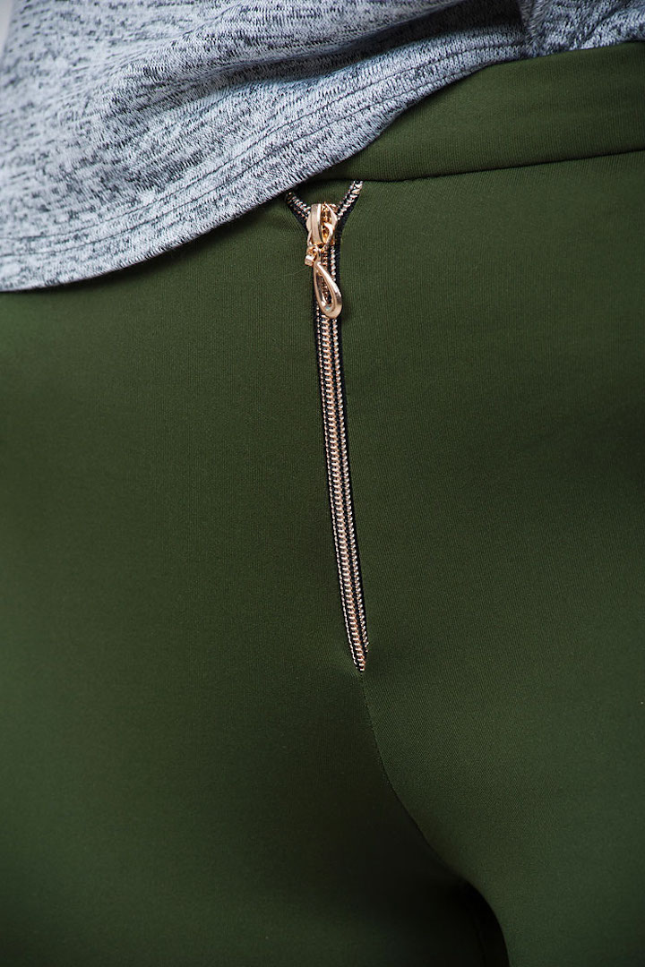 Фото товара 17924, оливковые легинсы с молнией